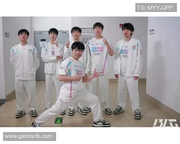 2026电竞新闻S15LOL赛后复盘V5与JDG的状态分析与比赛亮点总结 2026电竞新闻S15LOL赛后复盘V5与JDG的状态分析与比赛亮点总结